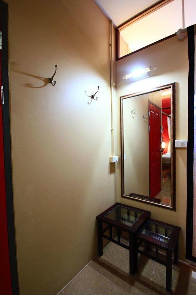 Pattaya Norndee Bed & Breakfast Екстериор снимка