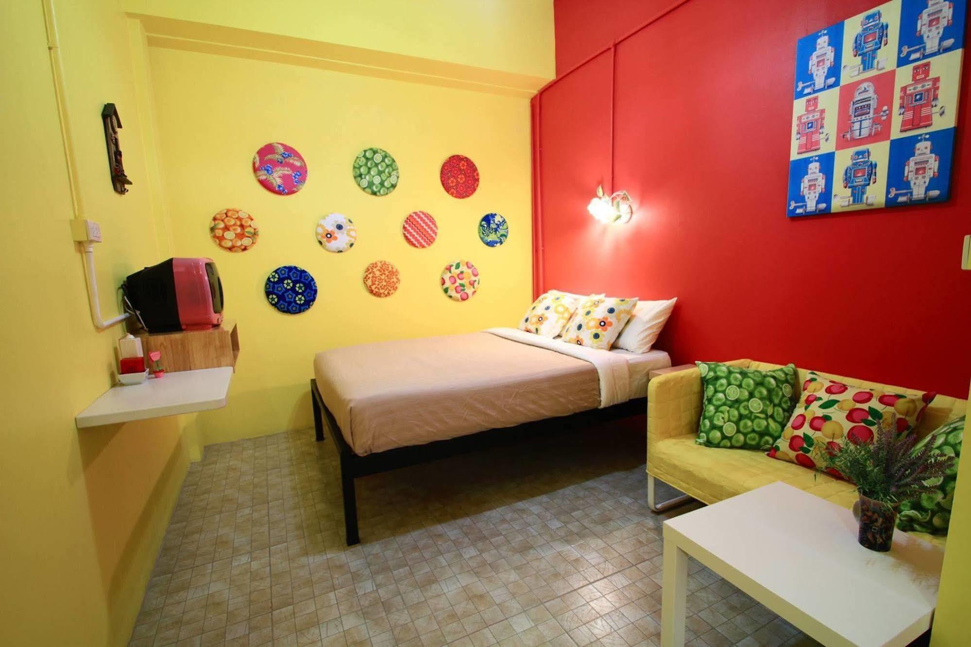 Pattaya Norndee Bed & Breakfast Екстериор снимка